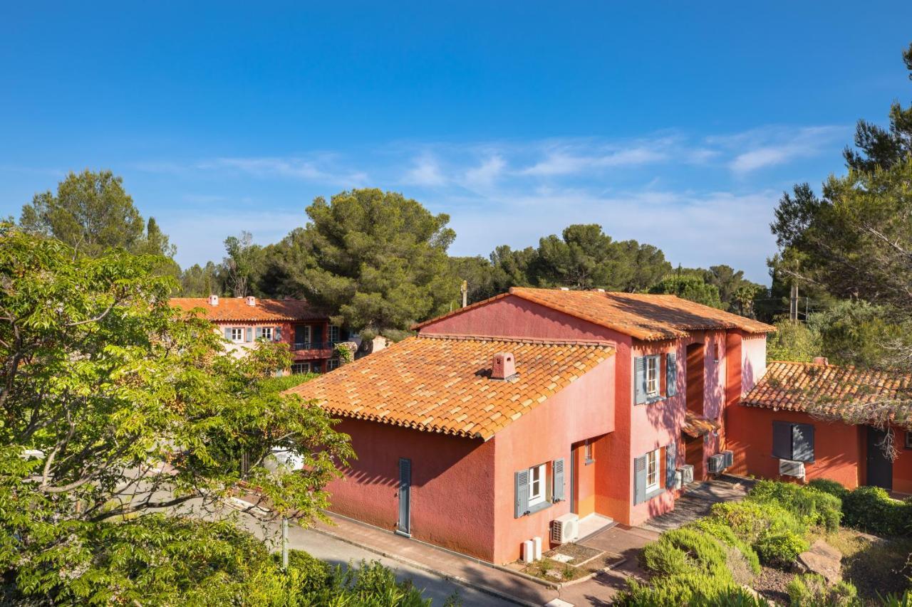 Résidence Soleil Vacances les Chênes Verts Saint-Raphaël Exterior foto
